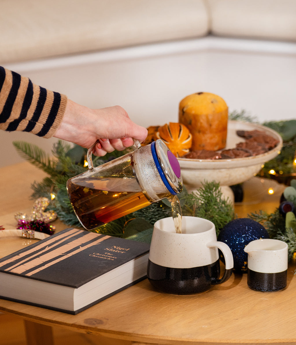 The Festive Tea Pot for One - Kit